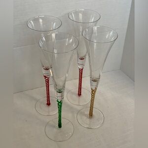 AIR TWISTED FLUTES  | Set of 4 | 2 Red, 1 Green and 1 Gold.